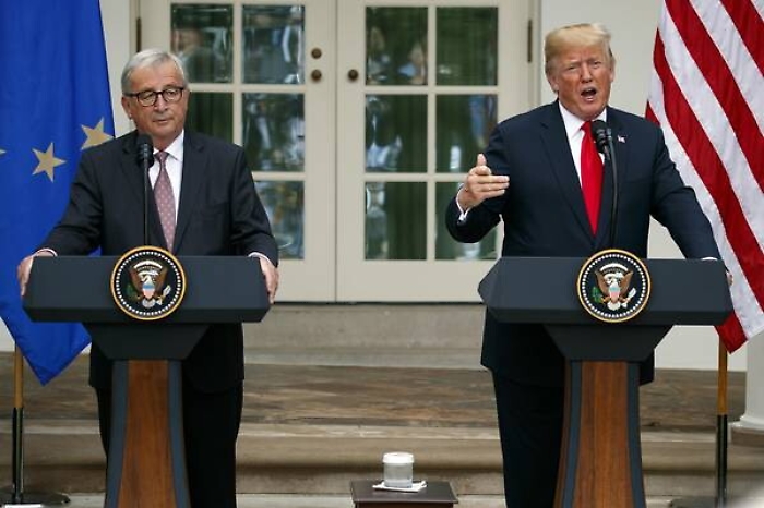 Juncker a Usa, aumentiamo import gas ma riducete burocrazia