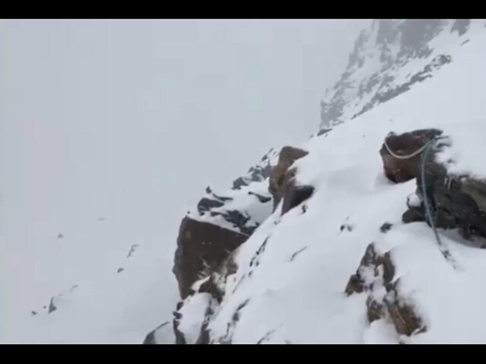 Valanga sulle Alpi Svizzere, un morto