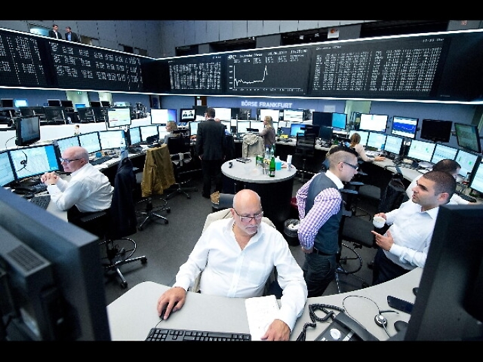Spread Btp chiude in calo a 154 punti