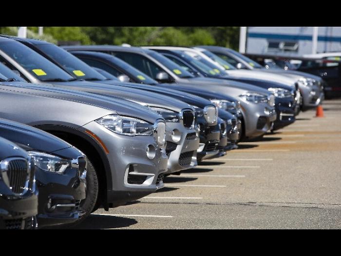 Dazi: Ue sia equa o colpiremo auto