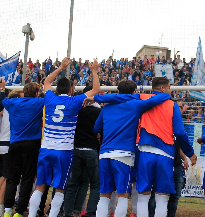 Il Siracusa a un punto dal sogno LegaPro Esodo dei tifosi verso Rende