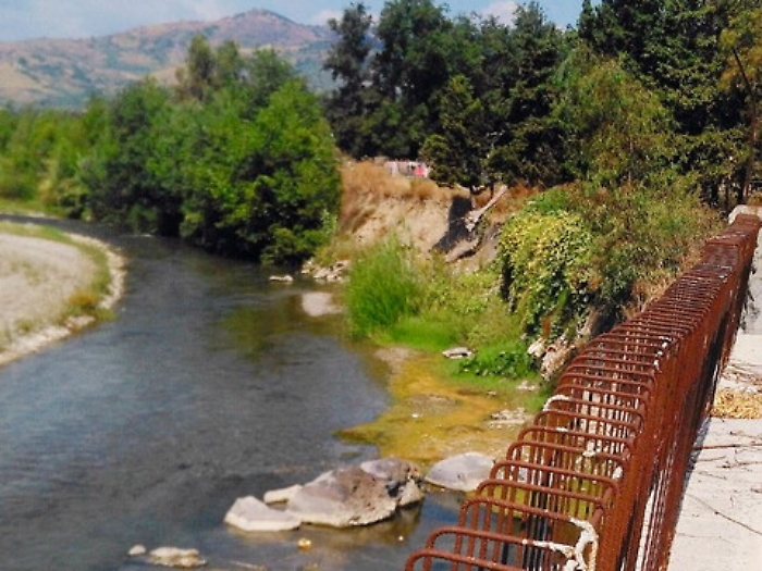 Rete fognante, &laquo;Pietrenere rischia di essere spazzata via&raquo;