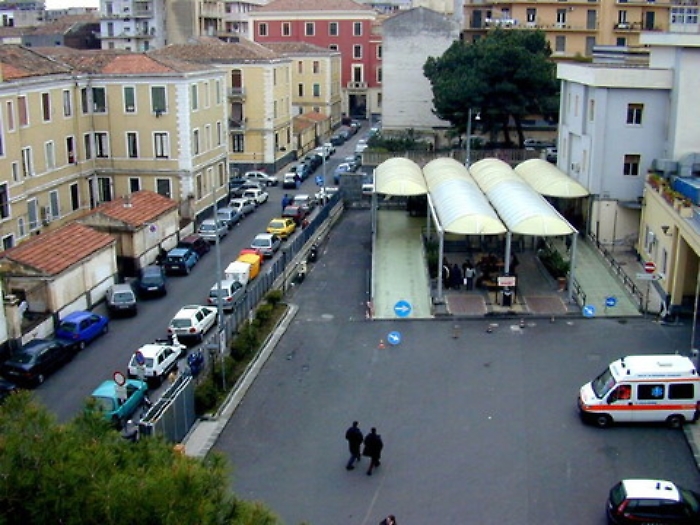 Catania, picchiata guardia giurata che voleva difendere un medico al Garibaldi