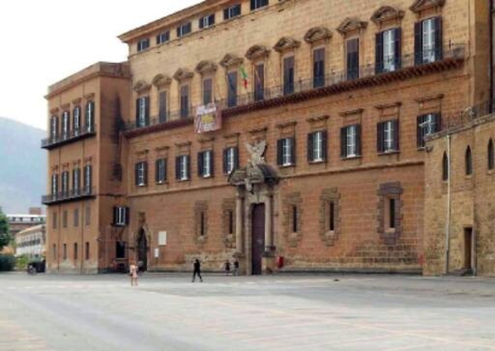 Salto nel carro del (presunto) vincitore, cos&igrave; il centrodestra riabbracia i &ldquo;pentiti&rdquo;