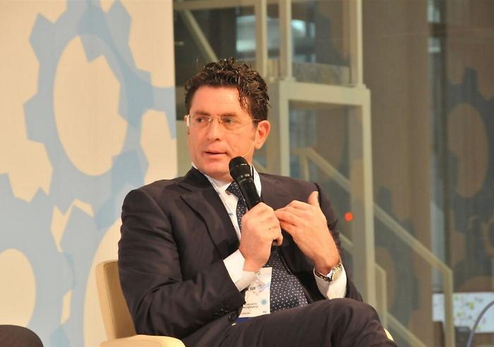 Corruzione, Procura aveva chiesto il carcere Montante, gip d&agrave; i domiciliari