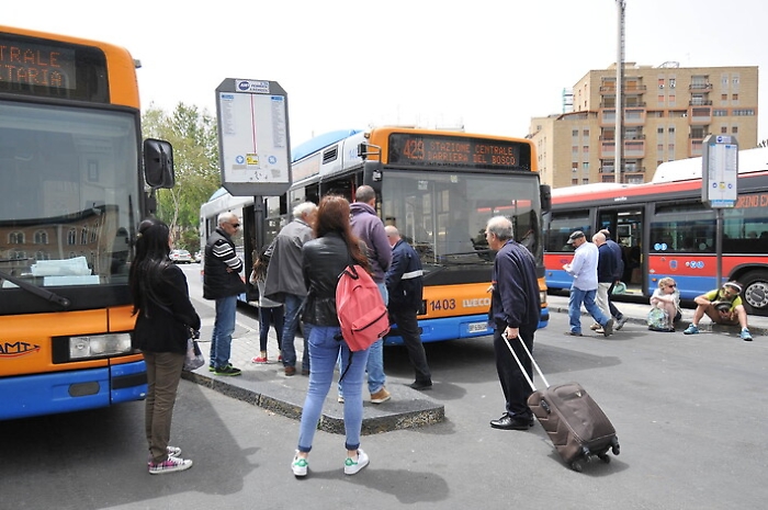 Catania, sindacati: l'Amt muore e il sindaco nemmeno se ne accorge