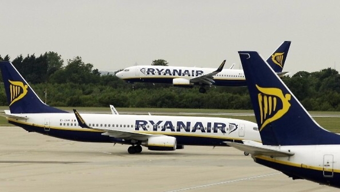 Tagli Ryanair, cancellati 14 voli tra Catania e Roma