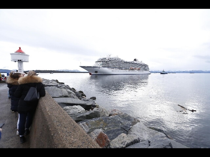 Crociera in avaria &egrave; rientrata in porto