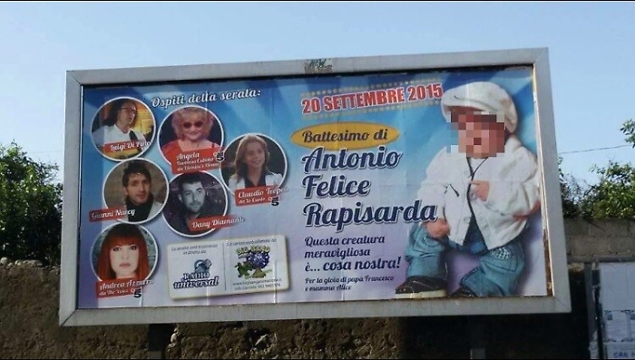 Tra gli arrestati anche l'autore del poster per il battesimo del figlio