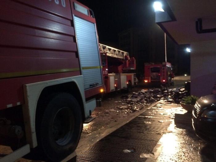 Scoppia bombola in casa, grave donna