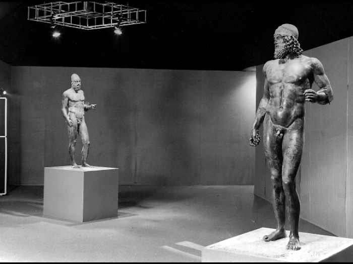 Bronzi Riace, polemica sul monitoraggio