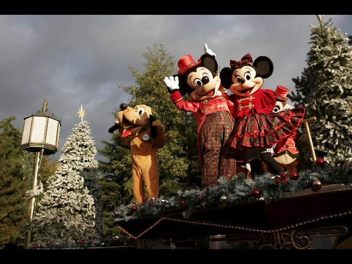 Panico a Disneyland Paris, ma era guasto