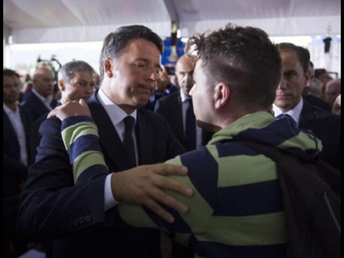 Renzi e Merkel dai pompieri che hanno salvato Giorgia