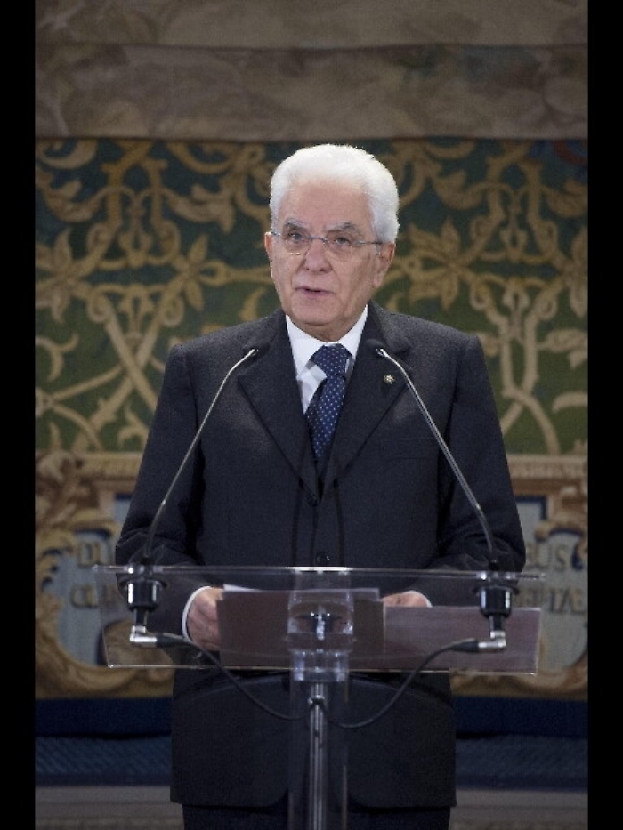 Mattarella annulla visita Bologna il 12