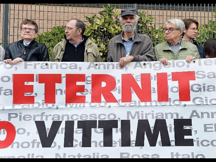 Eternit:gup, Schmidheiny ag&igrave; per lucro