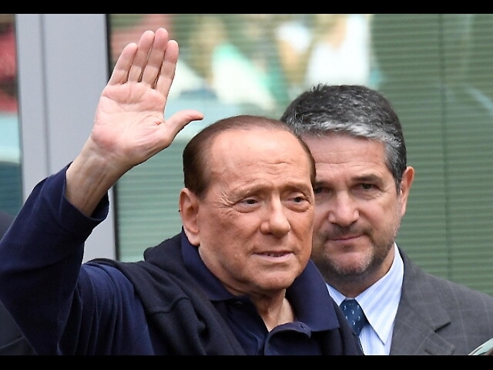 San Siro festaggia 80 anni di Berlusconi