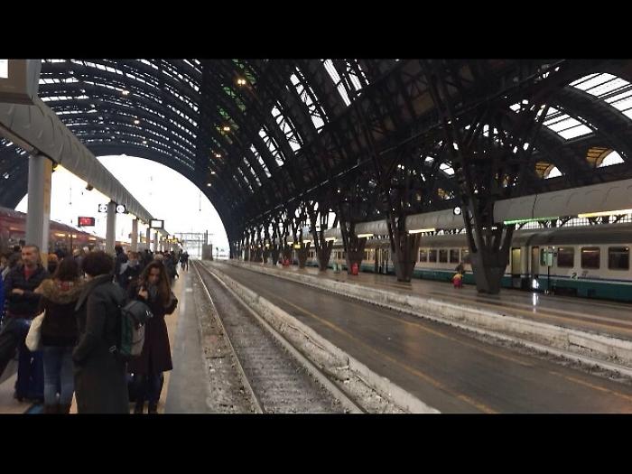 Guasto, treni bloccati a Milano Centrale