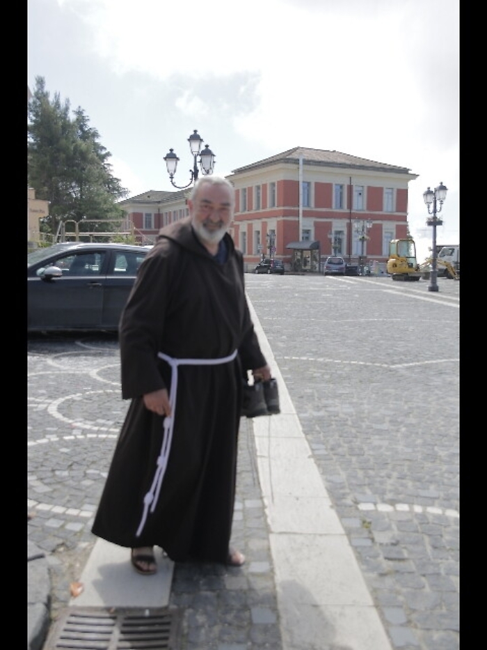 Corto su Padre Pio a Pietrelcina