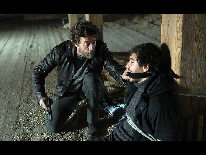 La strada di Casa2, nulla &egrave; come sembra