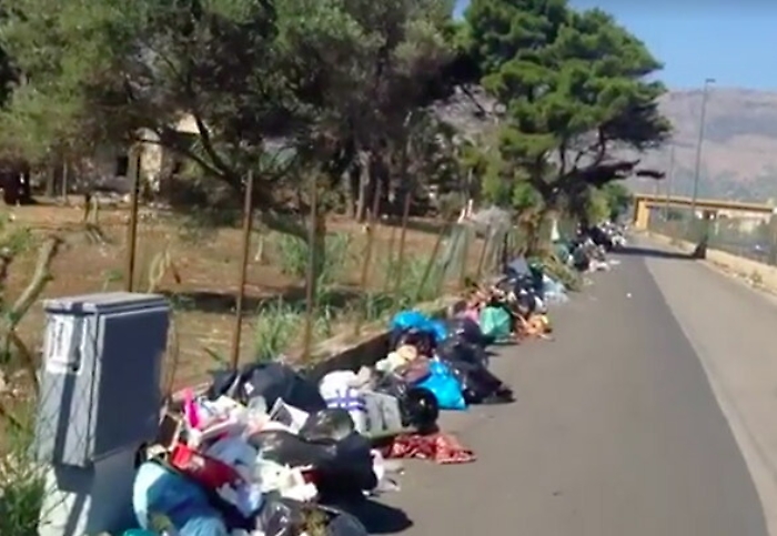 &laquo;Presidente, che vergogna Palermo&raquo; L'appello del pilota Alitalia spopola sui social