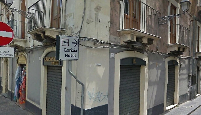 Catania, assalto ad una  gioielleria Ferito dai banditi il figlio del titolare