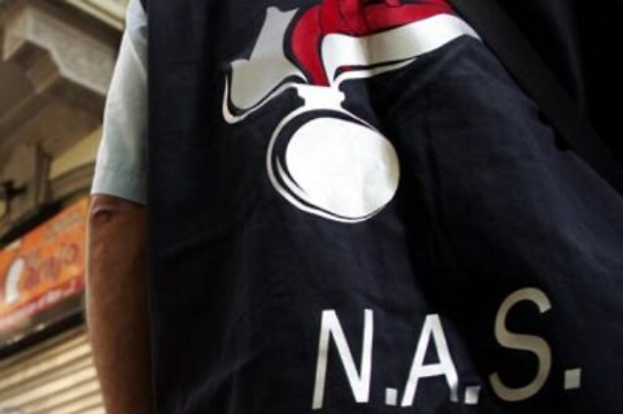 Alimenti: Nas, feci in magazzino e blatte in bar, sequestrati 3665 kg merce