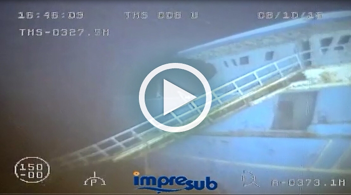 Così la Marina recupererà dal fondo del mare il peschereccio dell'orrore carico di cadaveri