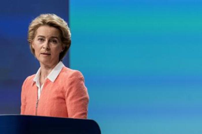 Von der Leyen a Zelensky, "l'Ue avr&agrave; un ruolo sulla pace"