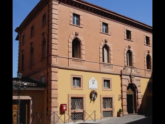 A Marsciano no spazi chi ispira fascismo