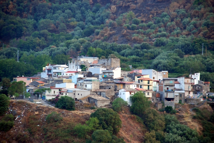 Nozze a Locadi dove non si celebravano matrimoni da 30 anni