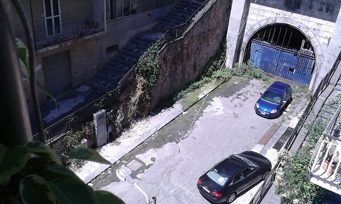 Messina, sporcizia permanente lungo scalinata Santa Marta