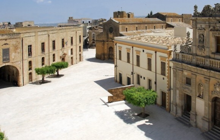 Ladri di presepe a Castelvetrano: rubate statue di Magi e pastori