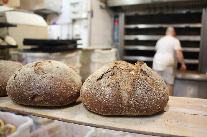 1513532448049_1619031319913-2