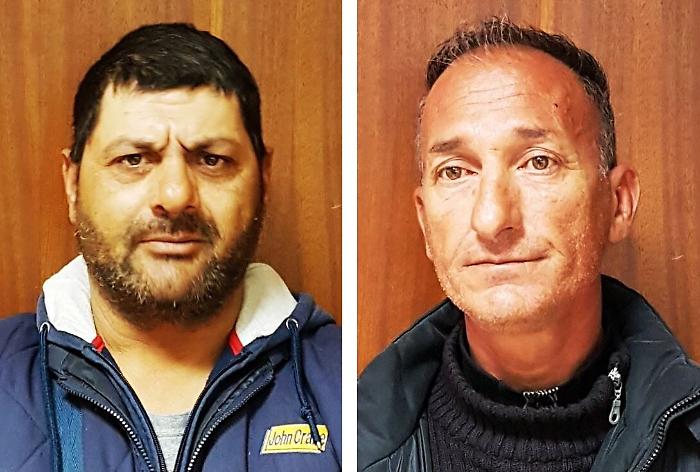 Acireale, la piazza dello spaccio era il parcheggio di un supermercato