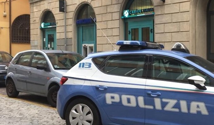 Ordine di custodia notificato a catanese per rapina in banca a Bergamo