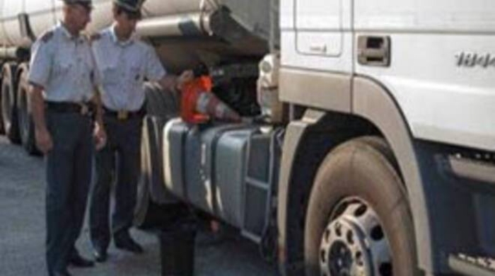 Palermo, sulla nave stoccava carburante illecitamente