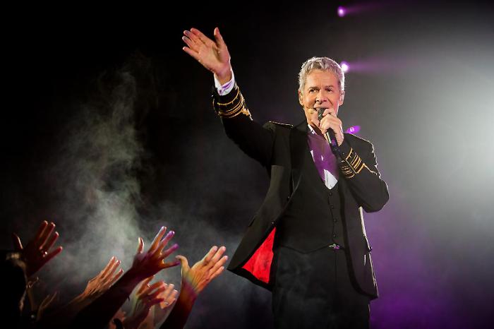 Il tour di Baglioni in Sicilia, le nuove date degli otto concerti slittati al 2027