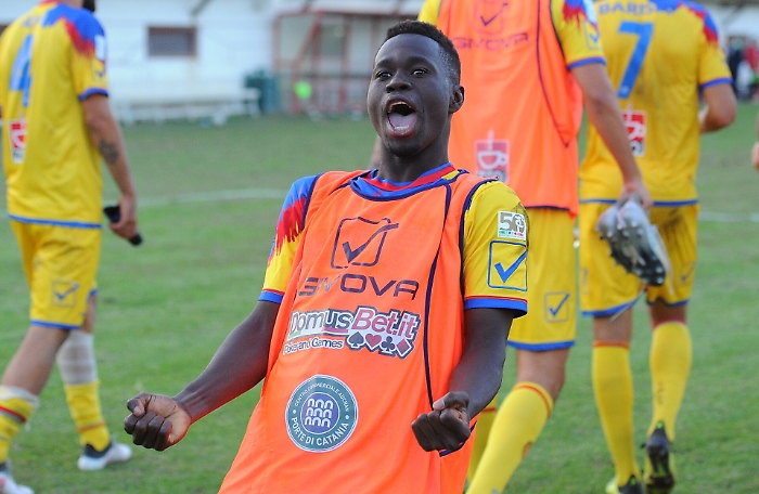 Serie C, il Catania cede Manneh in prestito alla Carrarese