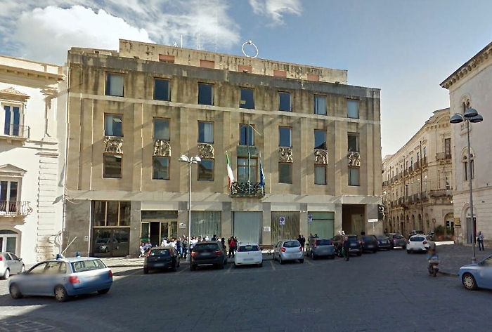 Interdittiva antimafia da Prefettura per sei esercizi commerciali a Noto