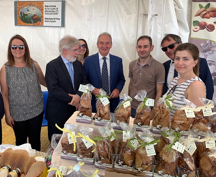&ldquo;Siciliamo&rdquo;, eccellenze enograstronomiche da gustare al Giardino Bellini