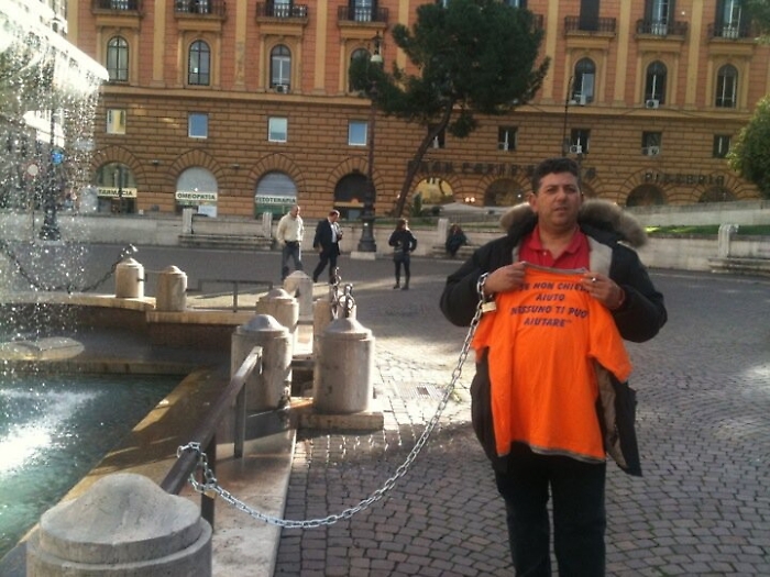 Il testimone di giustizia Ignazio Cutr&ograve; chiude il proprio sito internet