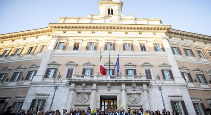 Taglio parlamentari, ecco quanti deputati e senatori perder&agrave; la Sicilia alle prossime elezioni