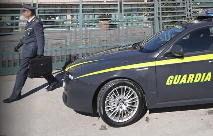 Augusta, maxifrode fiscale al polo petrolchimico: arresti e sequestri