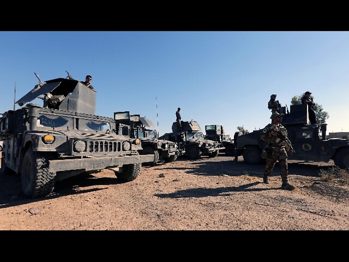 Mosul: respinto Isis in citt&agrave; a 100 km