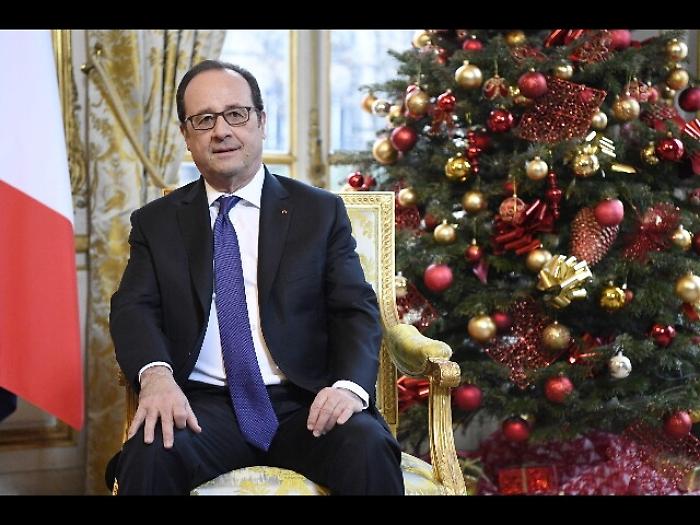 In 5 anni quasi 2.500 regali a Hollande