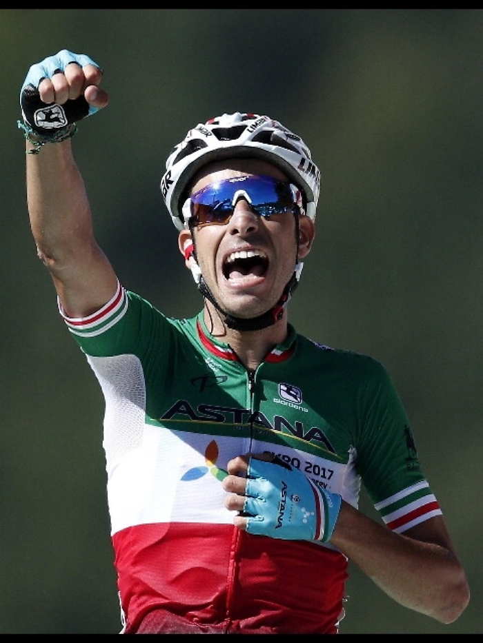 Tour: impresa Aru, vince la 5/a tappa