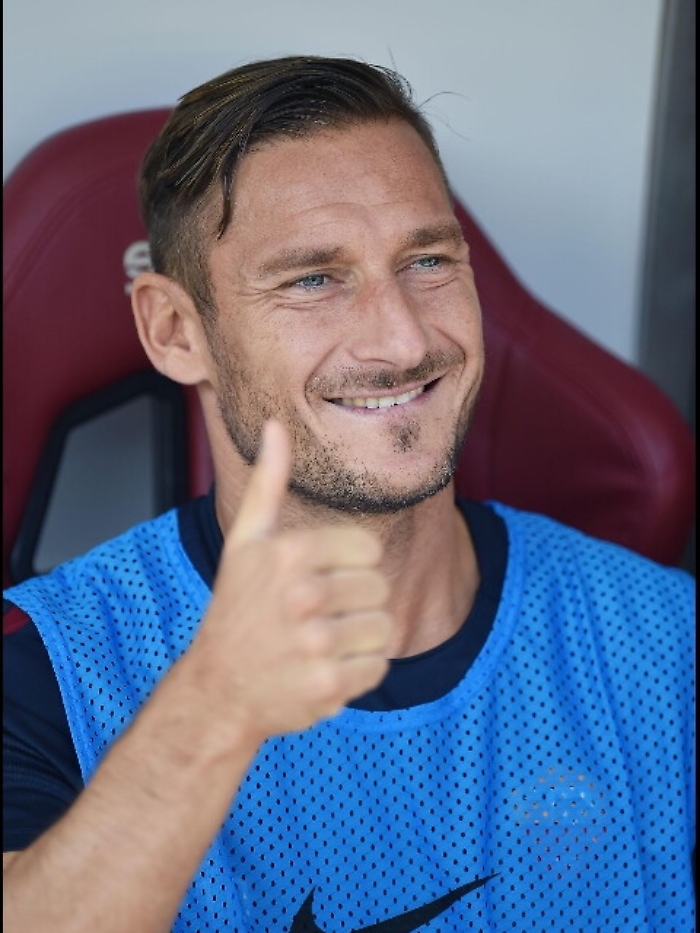 Roma-Inter: Totti in panchina, c'&egrave; Dzeko