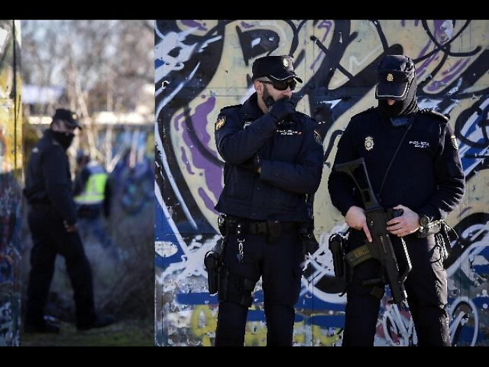 Spagna: arrestati due presunti jihadisti