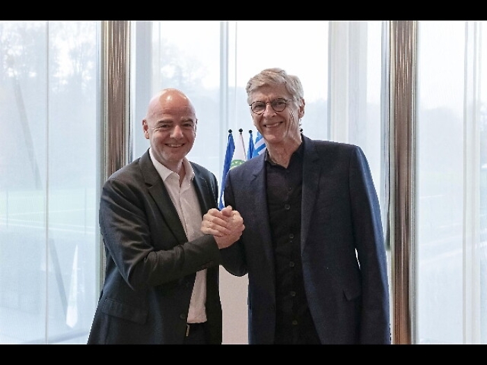 Wenger "La mia energia per nuovo calcio"