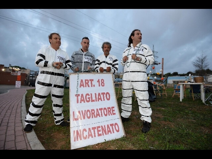 Un anno in pi&ugrave; ammortizzatori per 30mila